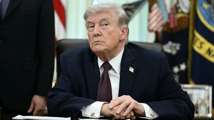 Tramp Ho‘rmuz bo‘g‘ozi hududida blokadani amalga oshirayotgan AQSh flotiga yaqinlashadigan Eron kemalarini yo‘q qilish bilan tahdid qildi