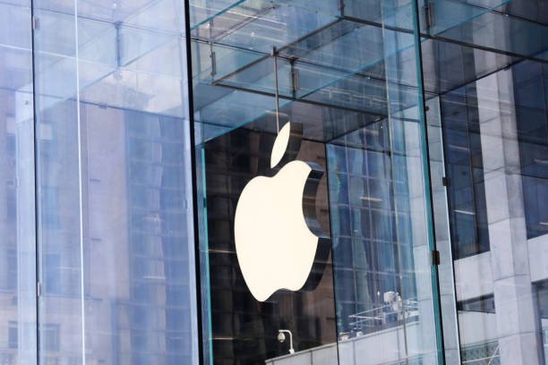 Apple birinchi marta Xitoy smartfonlar bozorida kuchli beshlikdan chiqib ketdi