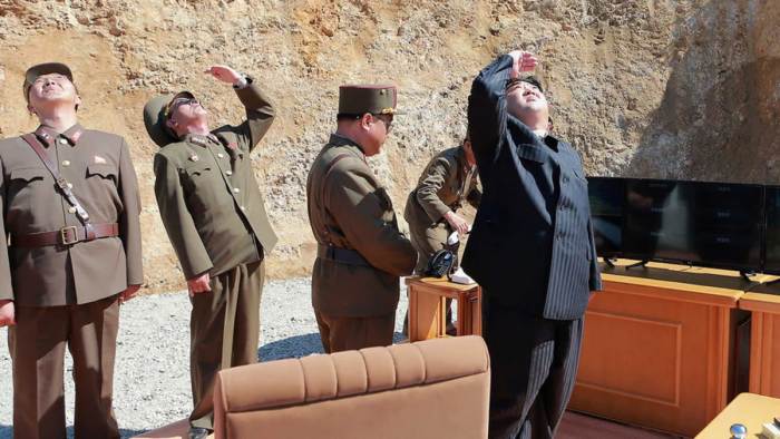 Shimoliy Koreya Yapon dengizi tomon yana bir raketa uchirdi