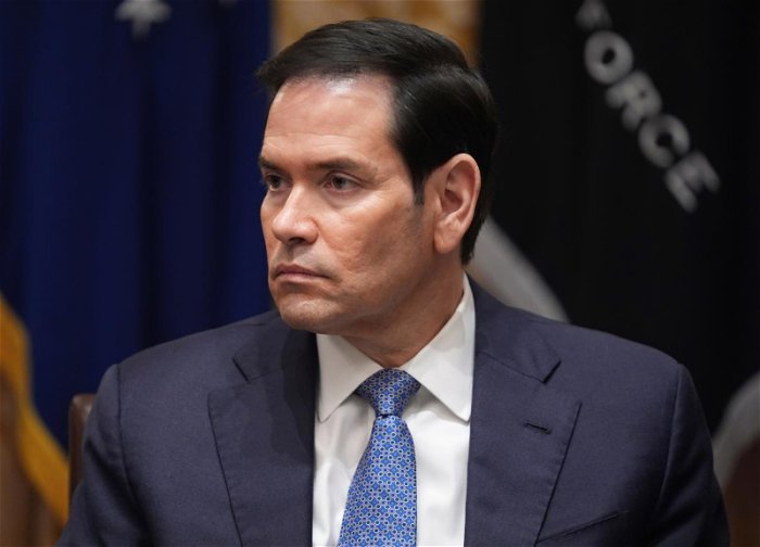 "Биз Венесуэлага қарши эмас, балки наркотик савдоси билан шуғулланувчи ташкилотларга қарши уруш олиб боряпмиз"