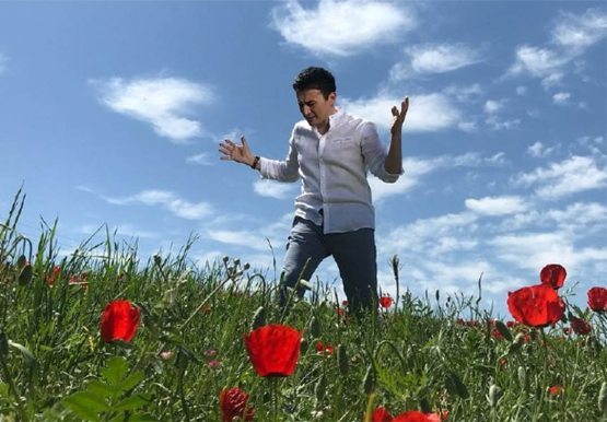 Dildo Frensis onasi va ogli jinsiy aloqa