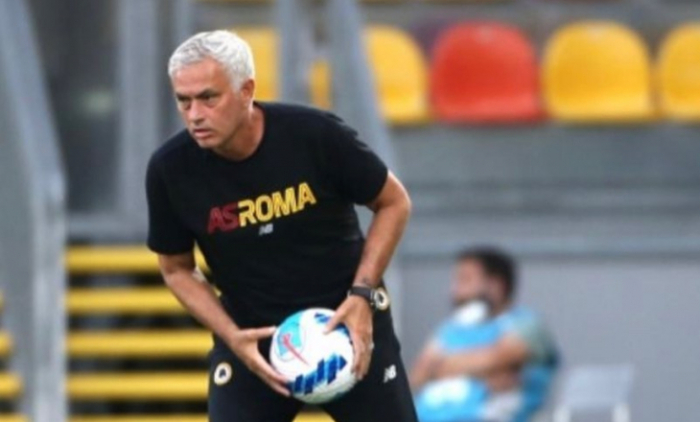 Mourinyo "Roma" rahbariyati bilan kelisha olmayapti