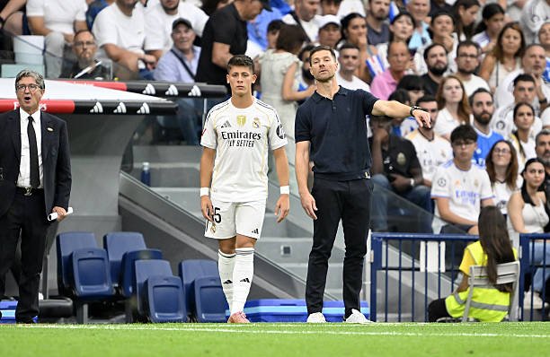 Xabi Alonso «Liverpul» rahbariyatiga «Real» futbolchisini jamoada ko‘rmoqchi ekanligini aytdi