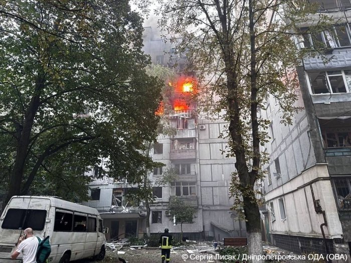 Украина бутун тун давомида Россиянинг оммавий ҳужумлари остида бўлди — Украина президенти 