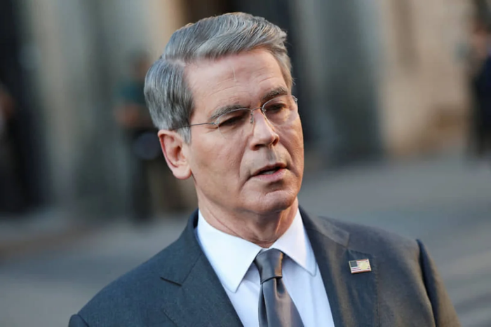 AQSh Rossiya va Eron nefti uchun umumiy lisenziyalarini yangilamaydi