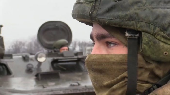 Россия Украина билан чегарада “санитария зонаси”ни кенгайтирмоқда – армия кун сайин олдинга сурилмоқда