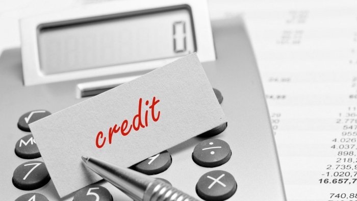 Камбағал оилаларга кредит ажратиш тартиби белгиланди