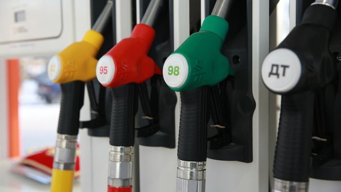O‘zbekiston yil oxirigacha AI-80 benzinini sotishni cheklash uchun "barcha kuchlarni safarbar qiladi"