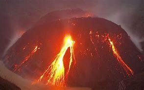 Индонезияда Руанг вулқони отилди, 800 дан ортиқ одам эвакуация қилинди