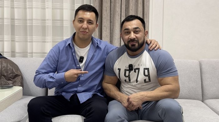 O‘zbekistonlik bloger pichoqlandi (foto)