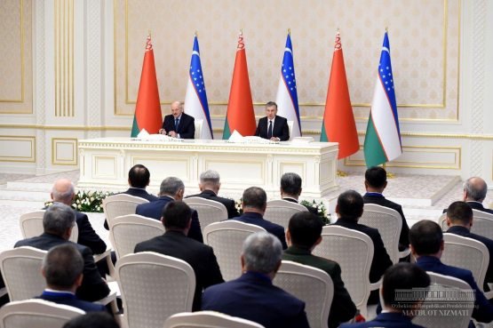 Lukashenko Afg‘oniston bozori masalasida O‘zbekistondan yordam so‘radi