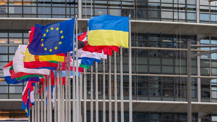 АҚШ Украина музокараларида ЕИнинг ролини нолга тенглаштирмоқчи