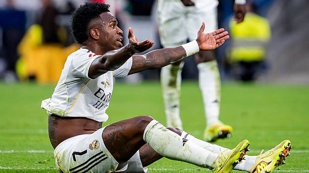 "Реал" Винисиус Жуниорга ультиматум қўйди