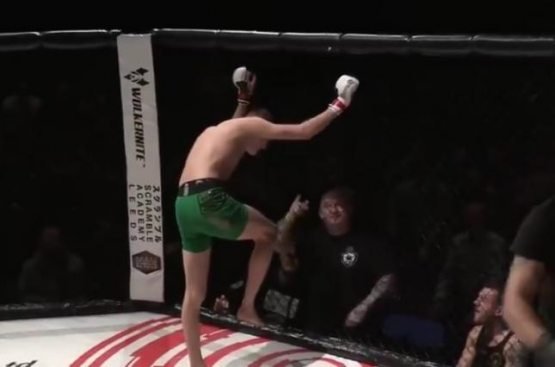 MMA jangchisi o‘z g‘alabasini nishonlayotganda jiddiy jarohat oldi (video)