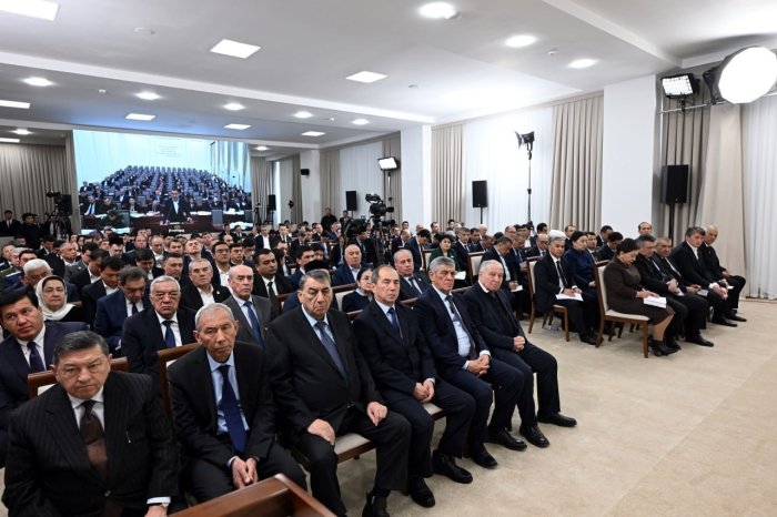 Kichik quyosh stansiyalari tayyor holda 7 yil muddatga mahallalarga foizsiz lizingga beriladi