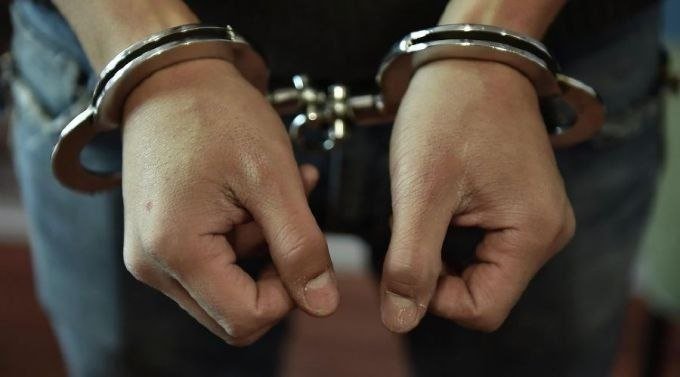 Asaka hokimligi sobiq xodimi katta miqdordagi pora bilan qo‘lga olingani aytilmoqda Asaka hokimligi sobiq xodimi katta miqdordagi pora bilan qo‘lga olingani aytilmoqda