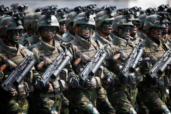 Janubiy Koreyada armiyada xizmat qilish muddati qisqartiriladi