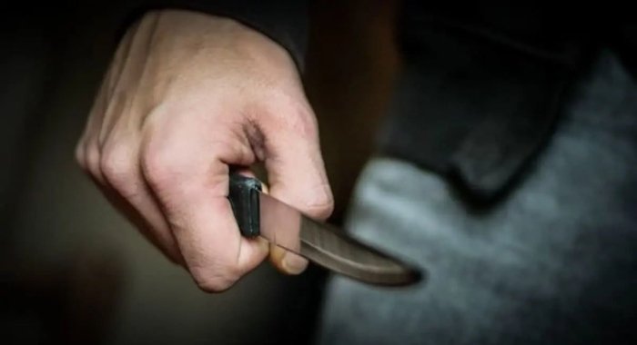 Хоразмда онасининг синфдошлари билан жанжаллашган йигит 16 йилга қамалди
