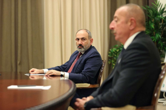 Aliyev va Pashinyan uchrashadi Aliyev va Pashinyan uchrashadi