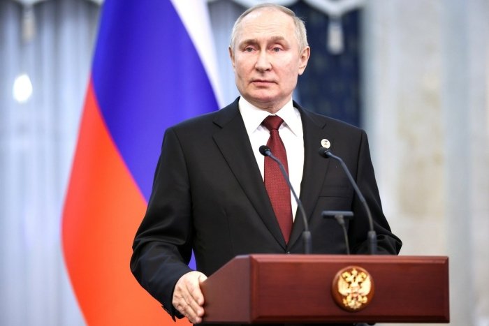 Путин «Қаҳрамонлар вақти» дастурининг биринчи иштирокчилари билан учрашади