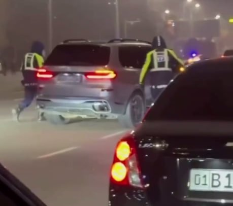 Арзимаган жарима билан қутулганини айтиб мақтанган "БМВ" эгаси 10 суткага қамалди