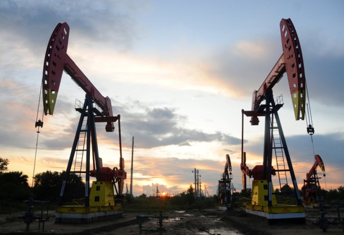 Жаҳон биржаларида нефть нархи ошди Жаҳон биржаларида нефть нархи ошди