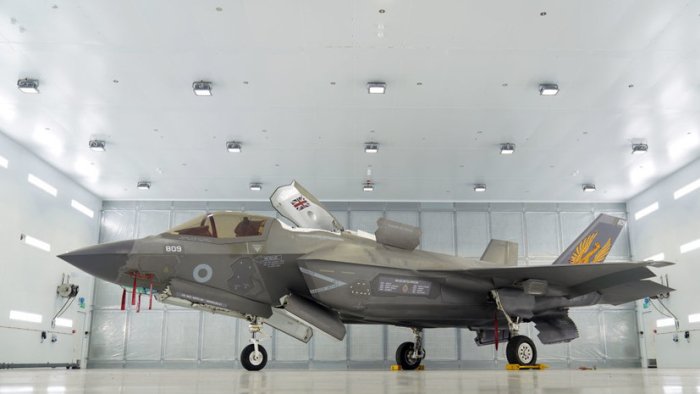 АҚШ F-35A Lightning II қирувчи самолётларини тўлиқ ҳажмда ишлаб чиқаришни бошлади