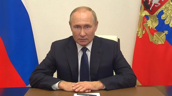 Путин доллар ҳақидаги саволга жавоб берди