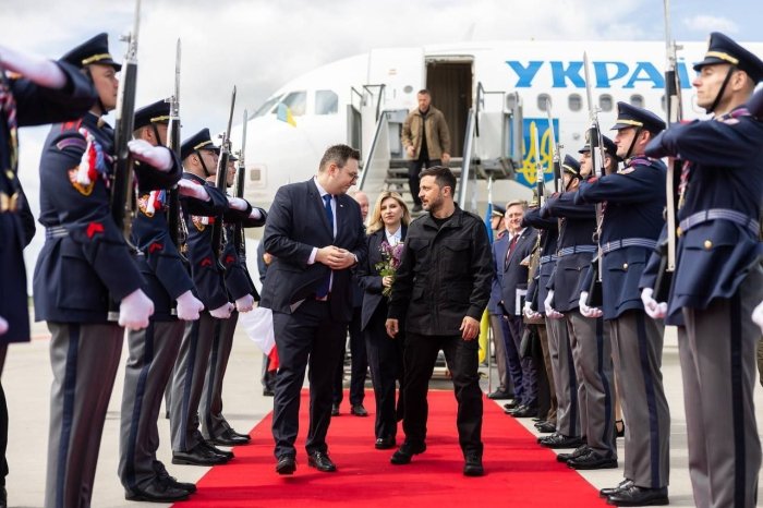 Zelenskiy rasmiy tashrif bilan Chexiyaga keldi Zelenskiy rasmiy tashrif bilan Chexiyaga keldi