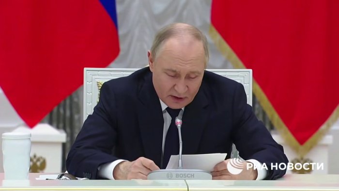 Iqtisodiy suverenitetsiz boshqa suverenitet bo‘lishi mumkin emas - Putin Iqtisodiy suverenitetsiz boshqa suverenitet bo‘lishi mumkin emas - Putin