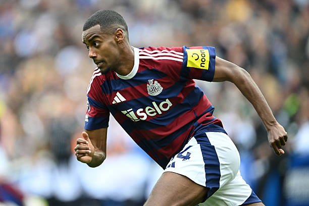 "Ливерпуль" инглиз футболи тарихидаги рекорд трансферни амалга ошириши мумкин