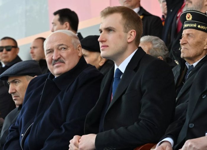 Lukashenko Moskvadan iloji boricha tezroq jo‘nab ketdi