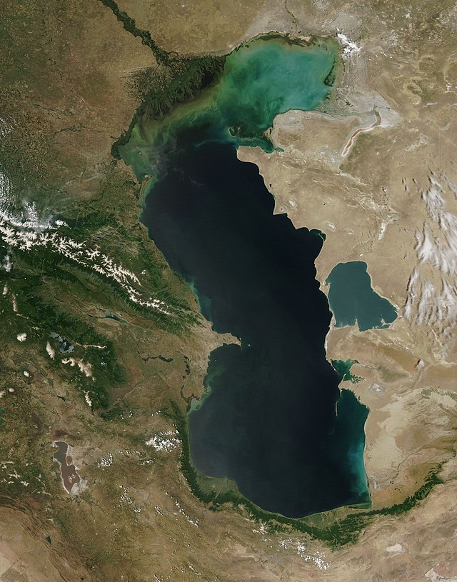 Каспий денгизи сув сатҳи икки йил ичида 0.5 метрга пасайди