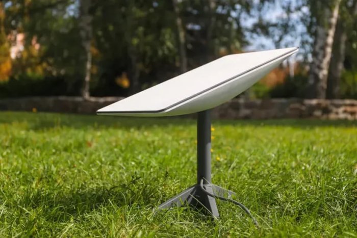 АҚШ Эрондаги намойишчиларга 6000 га яқин Starlink терминалини юборди