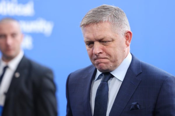 Европа Иттифоқининг айрим давлатлари Фицо самолётининг Россияга парвозини таъқиқлади