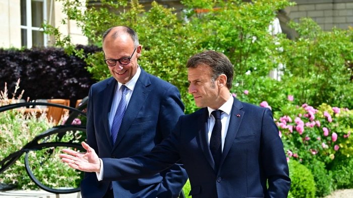 Tramp Putin bilan uchrashuv chog‘ida Ukrainada o‘t ochishni to‘xtatishga erishmoqchi