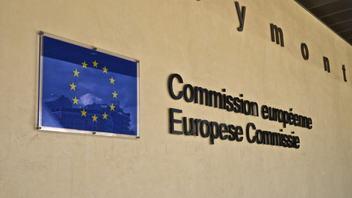 Evropa Komissiyasi: Yevropa Ittifoqi davlatlari vizalar berilishini cheklashlari mumkin