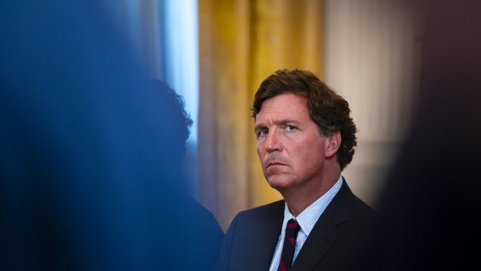 G‘alabami yoki strategik mag‘lubiyat? Taker Karlson AQShning Eronga qarshi harakatlarini tanqid qildi