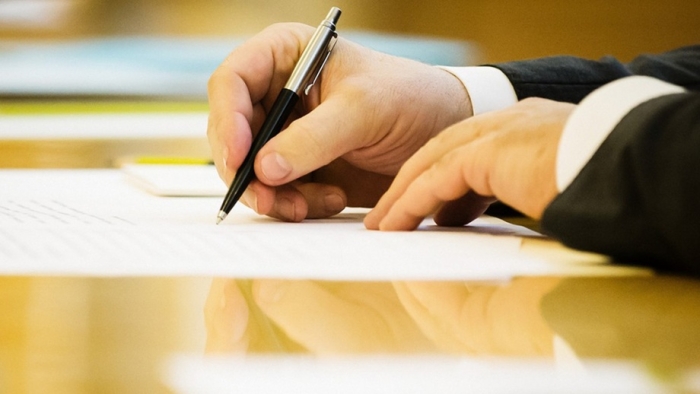 Sanoat va uning bazaviy tarmoqlarini jadal rivojlantirish bo‘yicha Prezident farmoni qabul qilindi