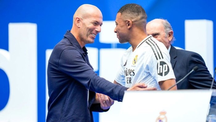 Zidan aniq "Real"ga qaytmaydi - sababi ma’lum