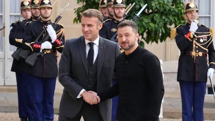 Франция АҚШдан кейин Украина ресурсларига кириш истагини эълон қилди