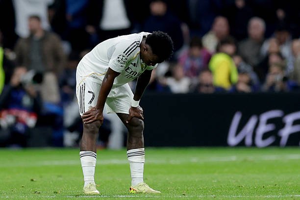 Винисиус «Реал» футболчиларига ўз ўйинидаги пасайиш сабабини айтди