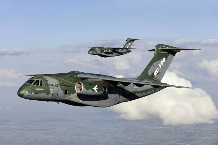 Бразилия Ўзбекистонга ҳарбий транспорт самолётларини етказиб беради