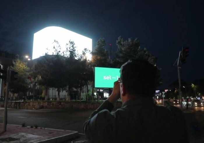 Poytaxt hokimligi reklama LED ekranlarini tekshirish boshlanganini ma’lum qildi