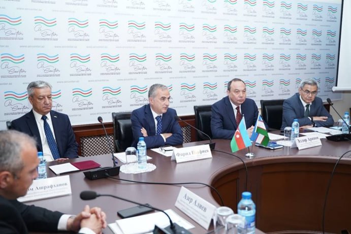 СМТИ директори: Ўзбекистон ва Озарбайжон минтақалараро яқинлашувнинг локомотивлари бўлиши мумкин 