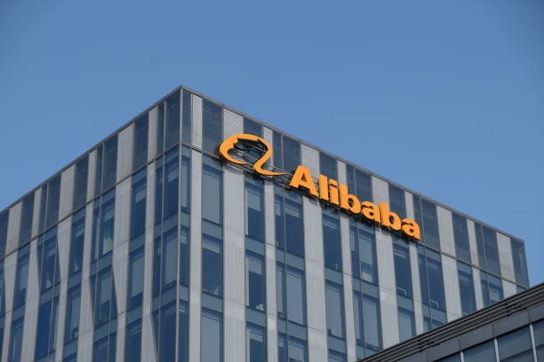 Alibaba фаолиятига нима таъсир кўрсатди?