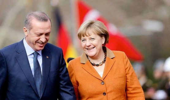 Turkiya va Gresiya mojarosiga Merkel aralashdi