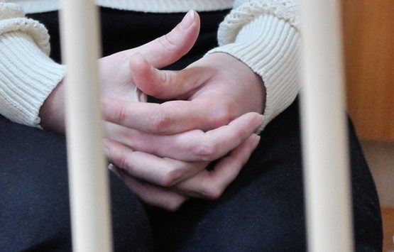 Жиззахда болаларига ахлат едирган ўгай онанинг қилмишлари фош бўлди