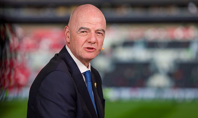 ФИФА президенти Трамп каби қўриқланишни истади, аммо Канада расмийлари бунга рози бўлмади