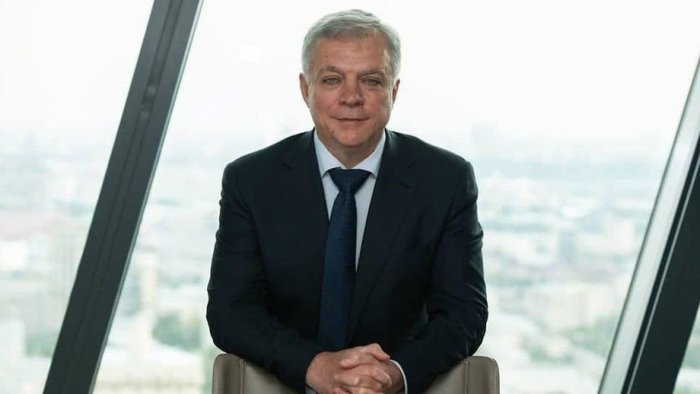 Moskvada "Transneft" kompaniyasi vise-prezidenti Andrey Badalov oynadan qulab halok bo‘ldi